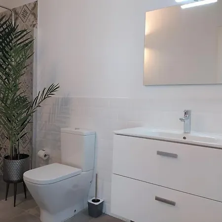 Pequeno A Solo 150 Metros Del Mar. Apartament Costa Teguise