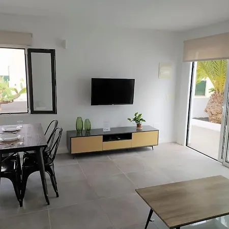 Apartament Pequeno A Solo 150 Metros Del Mar.